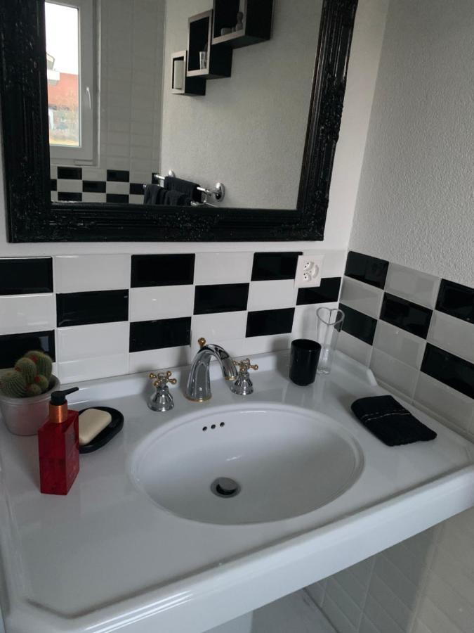 Au Bord De L'Eau Apartman Orpund Kültér fotó
