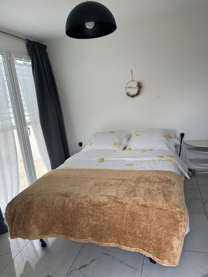 Au Bord De L'Eau Apartman Orpund Kültér fotó